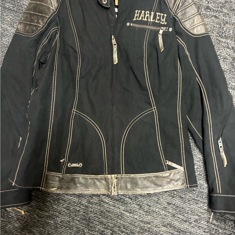 Harley-Davidson Black Leather Jacket with Silver Accents